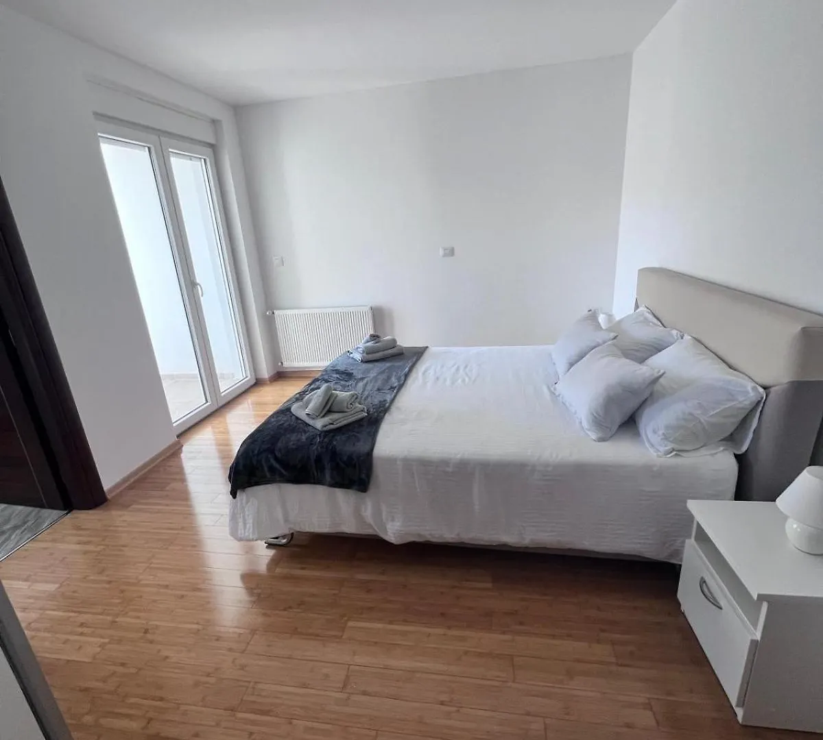 Seascape Deluxe Residence Pjescana Uvala 0*,