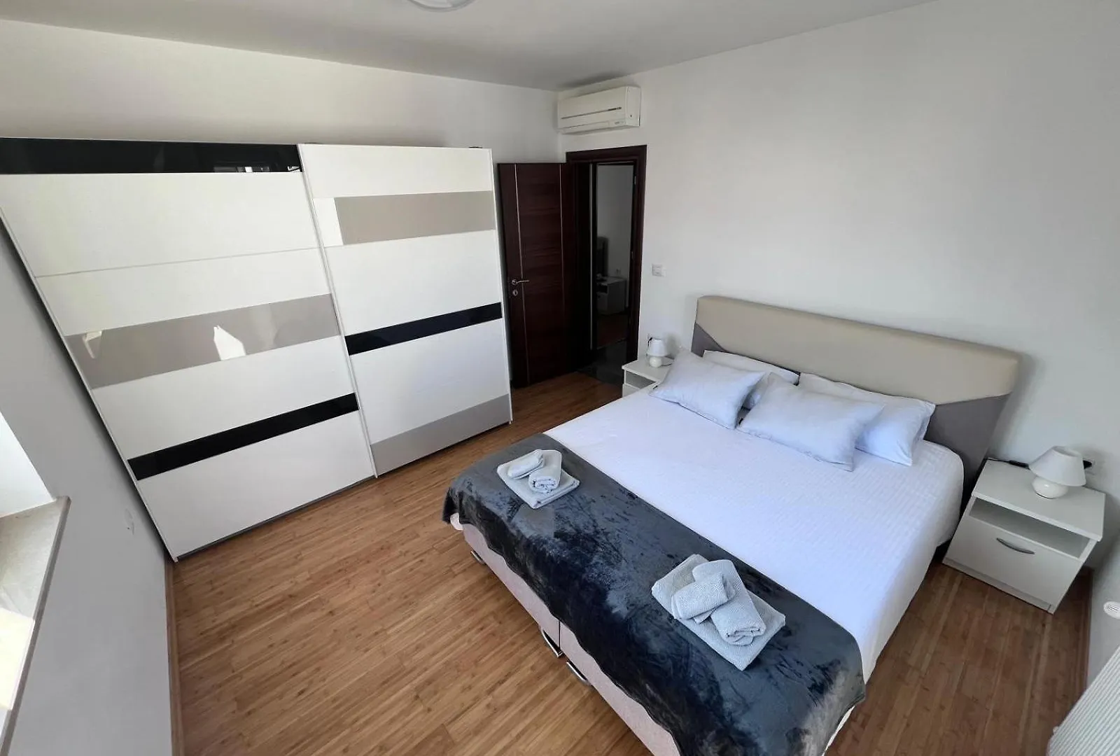 Apartment Seascape Deluxe Residence Pjescana Uvala