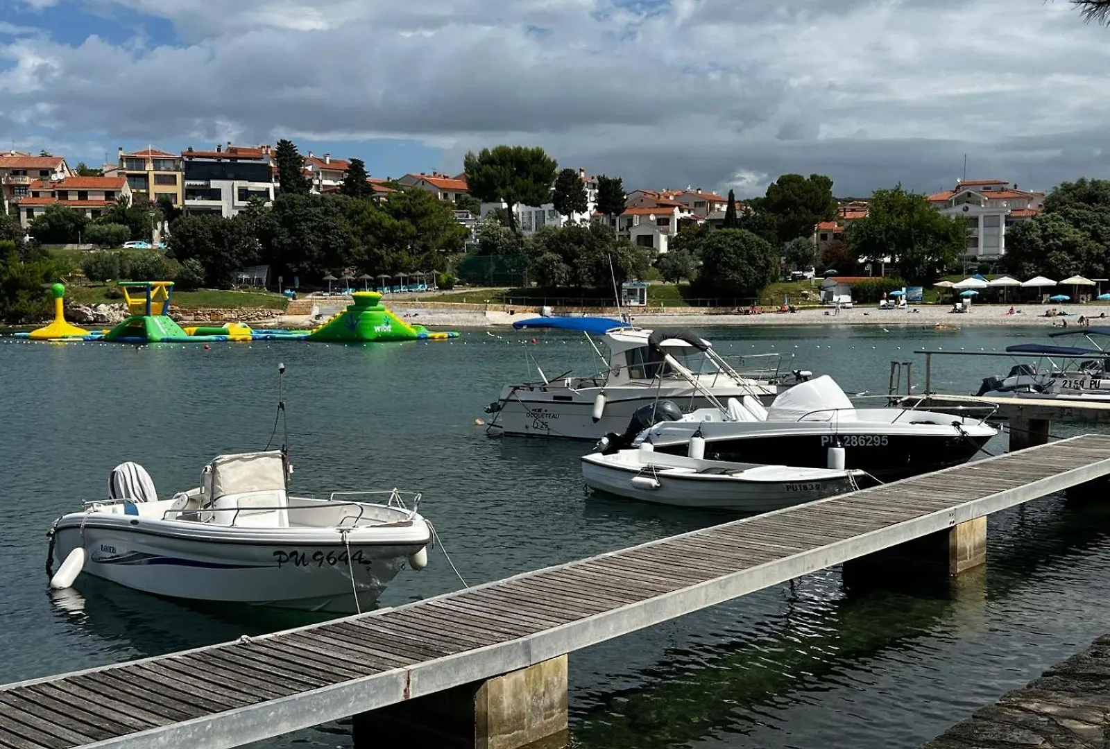 Seascape Deluxe Residence Pjescana Uvala 0*,  Croatia