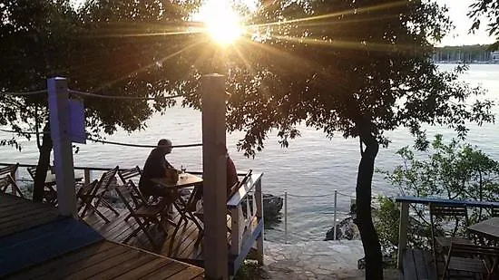 Seascape Deluxe Residence Pjescana Uvala